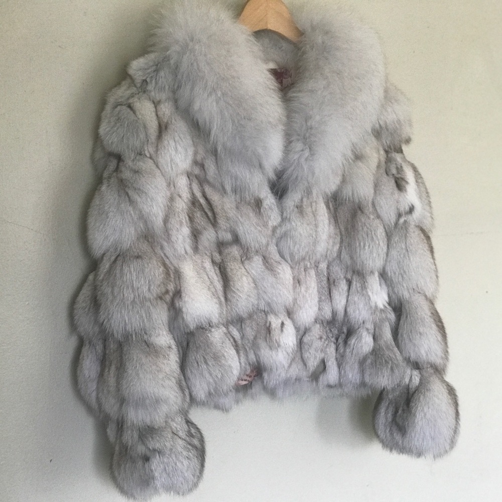 100% Real FOX Fur Coat , GORG F/W STATEMENT PIECE
